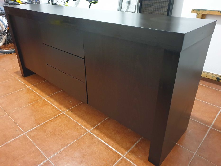 Vendo aparador da loja Gato Preto