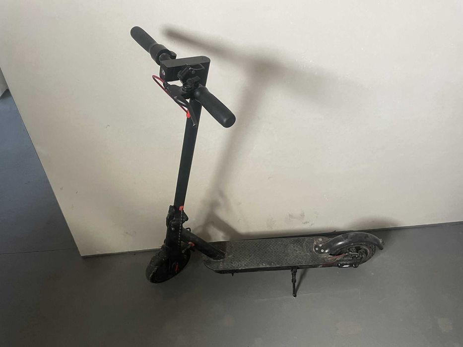 Hulajnoga elektryczna