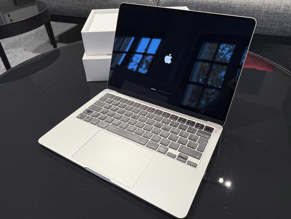 MacBook Air 13” M2 – 16GB RAM / 256GB – Silver (2022) Szczecin