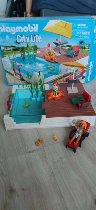 Basen z tarasem Playmobil 5575 + gratisy