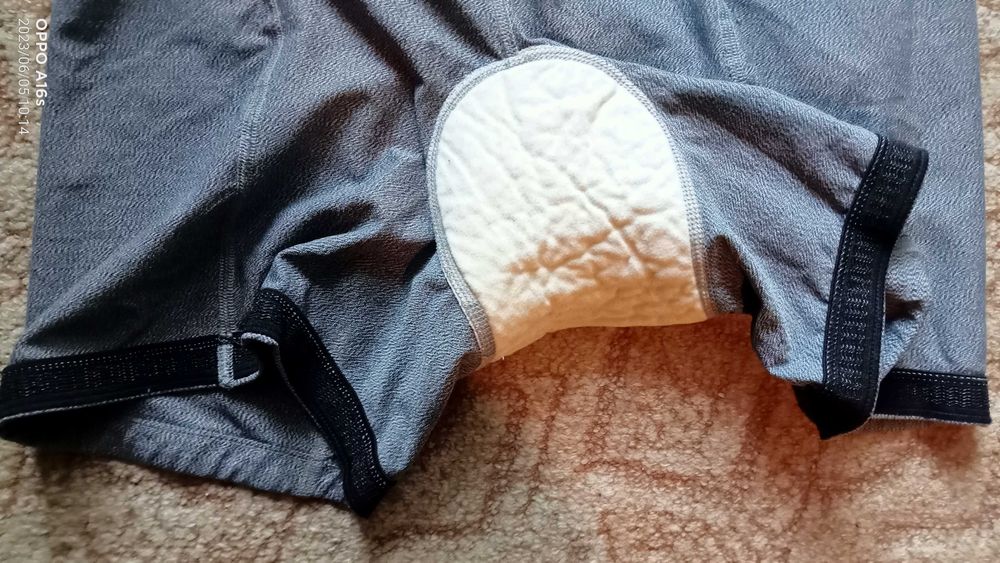 Spodenki na rower Odlo z pampersem XL