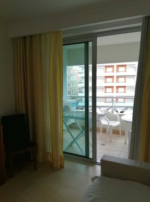 Alugo Apartamento T1 em Monte Gordo