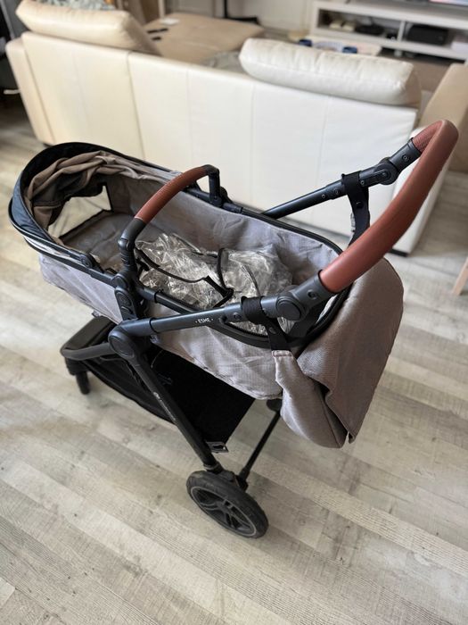 Carrinho de bebé Kinderkraft Esme 3 em 1