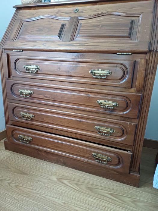 Conjunto de moveis de quarto.