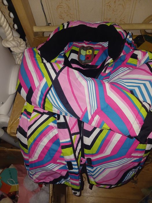 Продам горно-лижну куртку