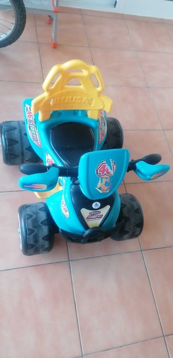 PROMOÇÃO : Moto Quatro Infantil