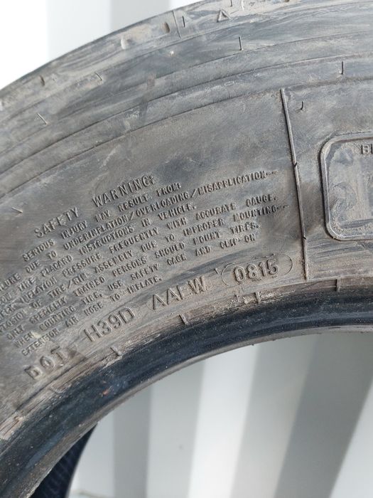 Opona 245/70 R17.5
