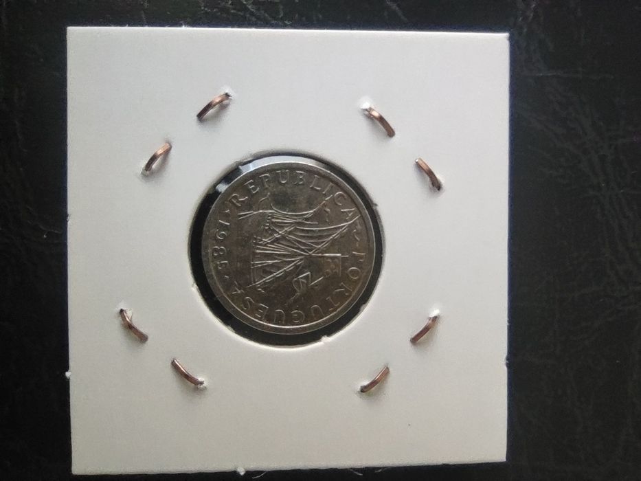 Conjunto de 3 moedas escudo 2,5€ 5$ 10$