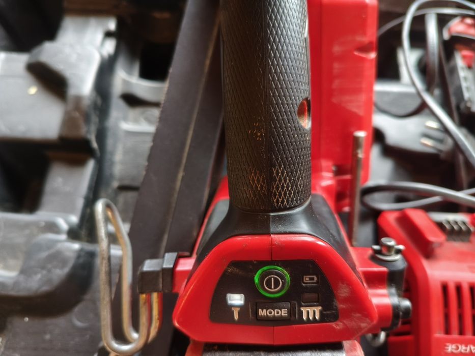 Gwoździarka Milwaukee m18 ffn502x