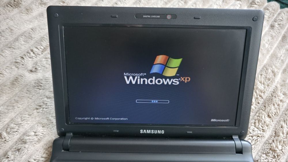 Laptop Samsung N150 Plus HDD 250GB , RAM 1GB , Ekran 10 cali , 100% sprawny. Windows XP !