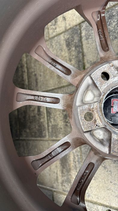 Felgi aluminiowe Skoda VW 16 5x112 plus dystanse