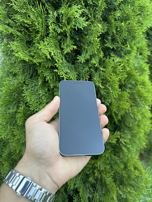 Практично ідеальний Iphone 14