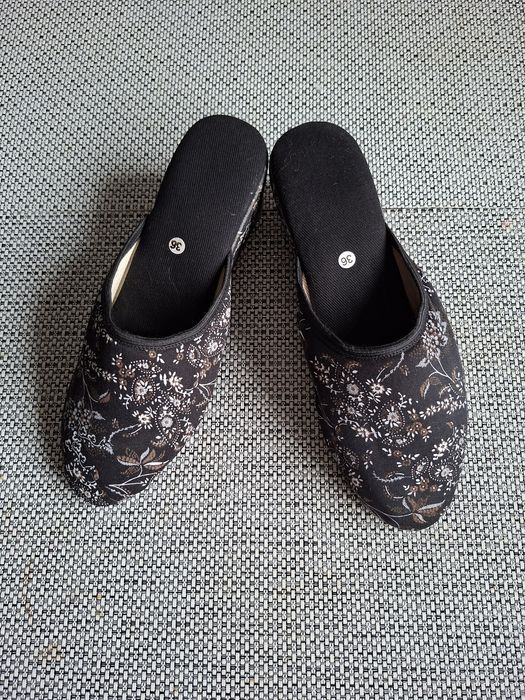 Ręcznie robione pantofle damskie z bawełny