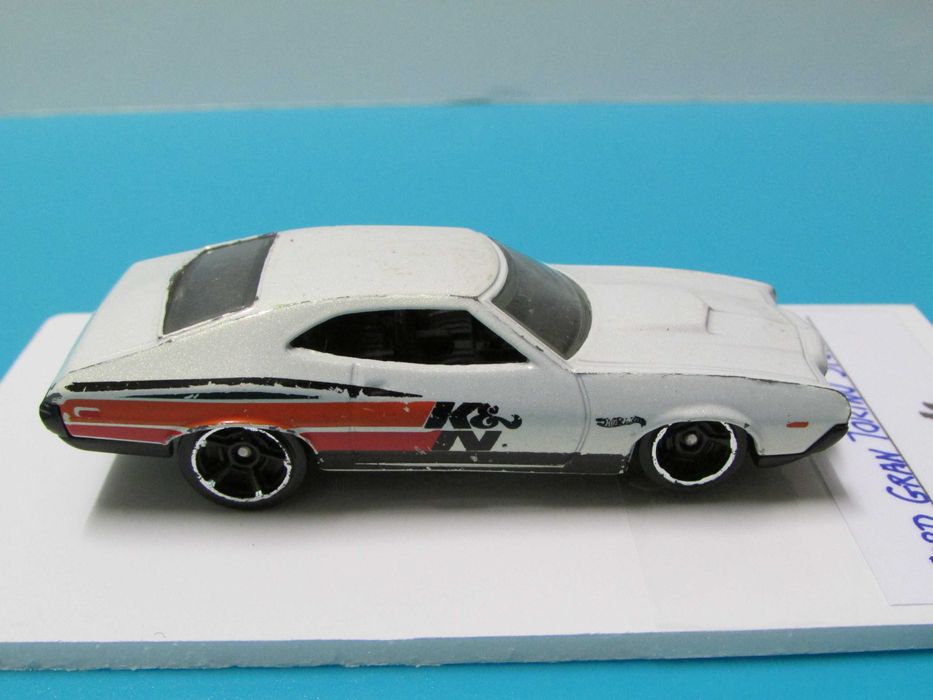 Ford Gran Torino Sport - Miniatura diecast da Hot Wheels