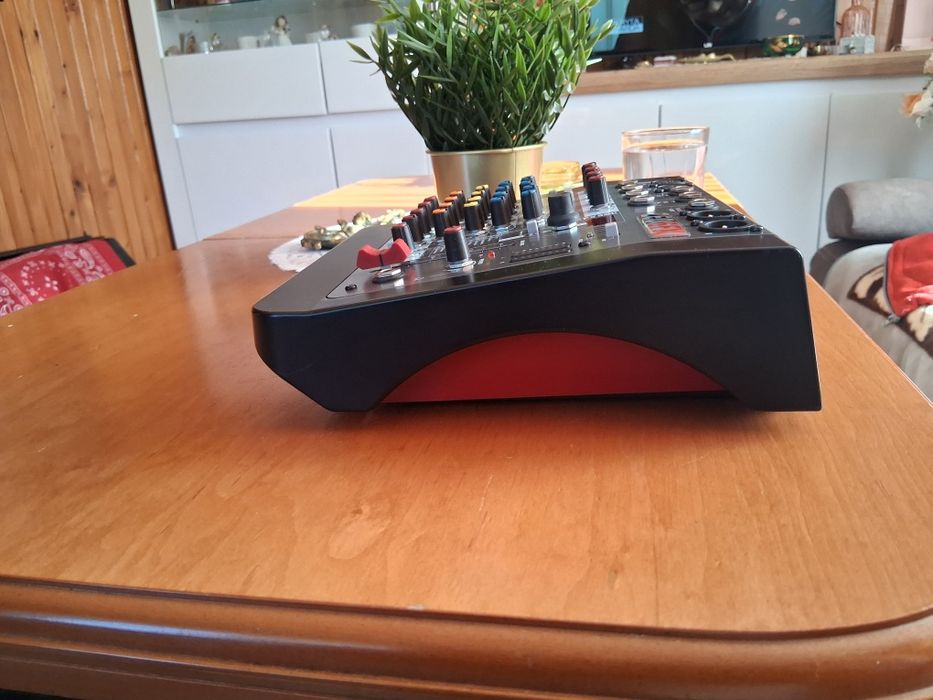 Mikser Allen Heath ZED 6 fx