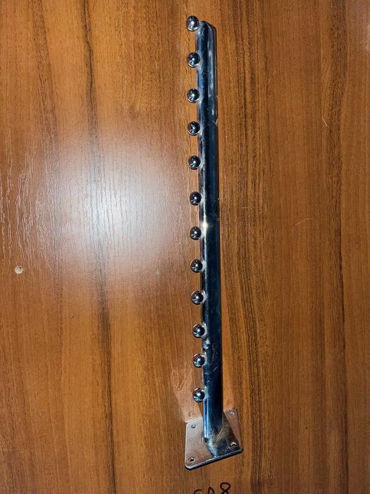 Продам кронштейн