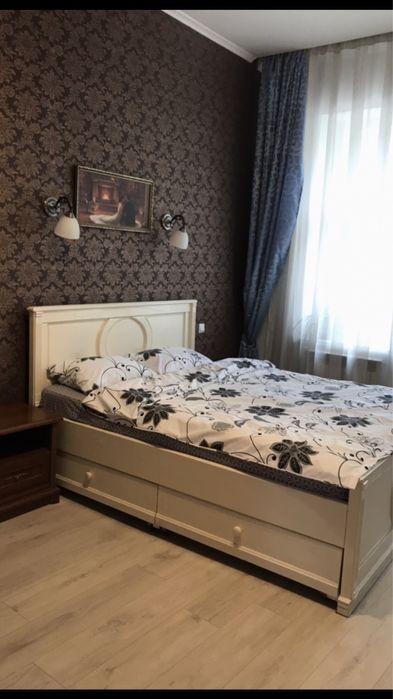 Подобово погодинна оренда львів