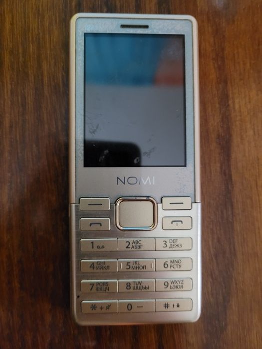 iPhone 8, Samsung a11, Nomi i241, Samsung GT-E2152