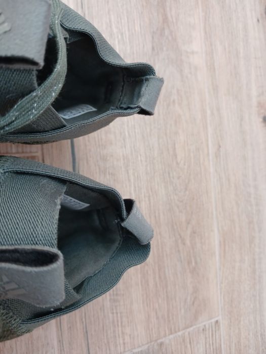 Кроссовки Adidas Boost р 43 на 42 ( 27,5 см) ц 1500 гр ориг. отл.сост