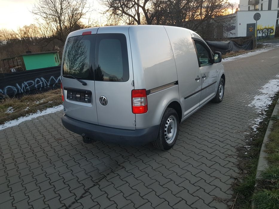 Vw caddy 1.9 tdi 105kn Klima el serv full