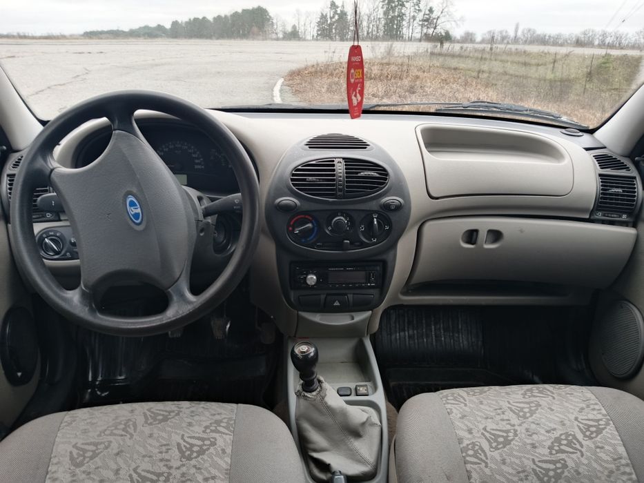 Калина  2006 рік 1.6 газ/бензин!