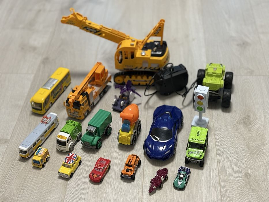 Машинки лот