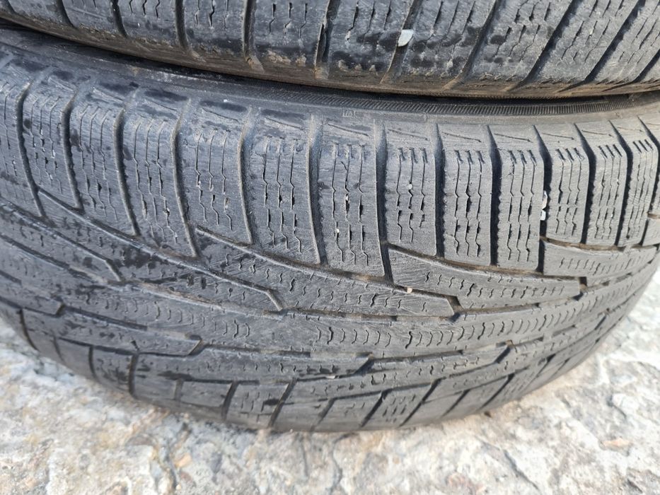 Шина Nokian 215 60 r17