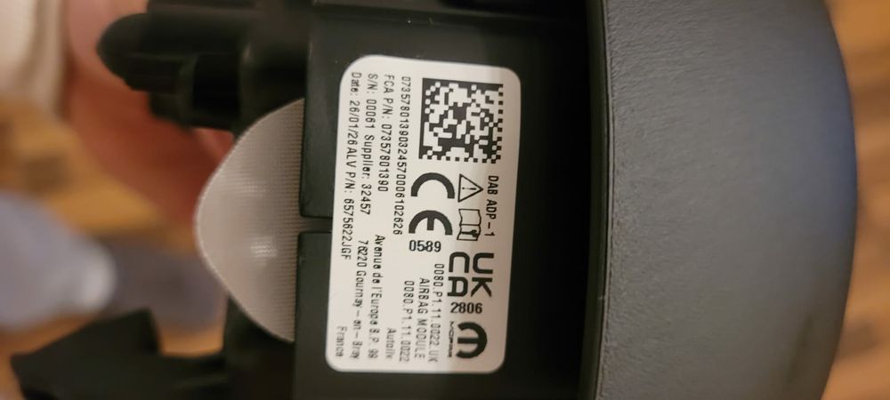 Продаю оригинальную подушку безопасности Jeep Avenger