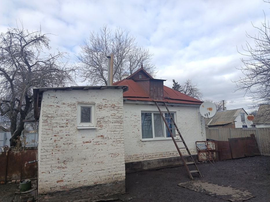 Продам будинок  с.Мартинівка Карлівський р.Полтавська обл