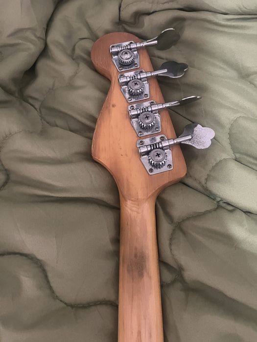 Squier Jazz Bass (by Fender) – Crafted in Korea (1998) - Sunburst