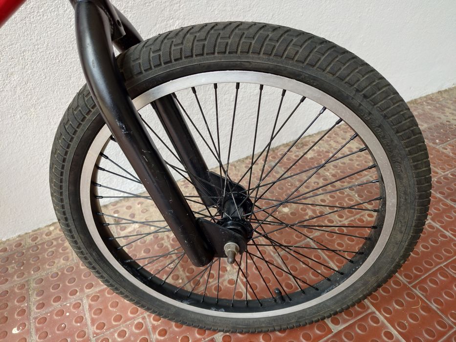 Bmx roda 20" pronta a andar, pneus óptimos