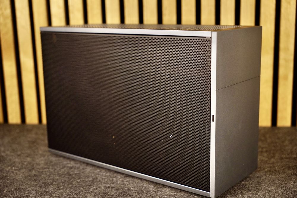 SFF Pro Workstation 10L: FormD T1 | i9-14900K | RTX 4080 Super | 96GB RAM | Thunderbolt 4