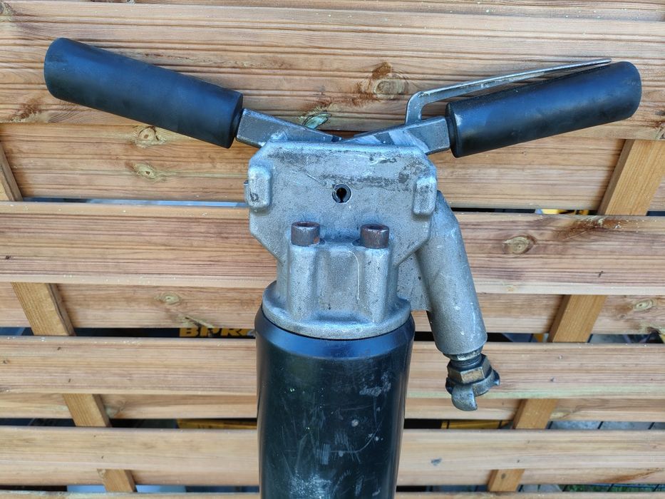 Młot pneumatyczny PERMON BKA 15A