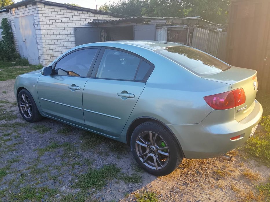 Продам  Mazda 3 автомат