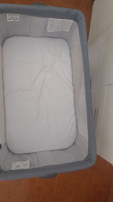 Next to me 2 mais o tapete de brinde e o travesseiro de amamentação