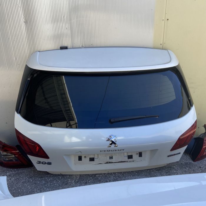 Peugeot 308 GT Line Conjunto Traseiro Completo | Mala + Para-choques + 4 Farolins LED Originais