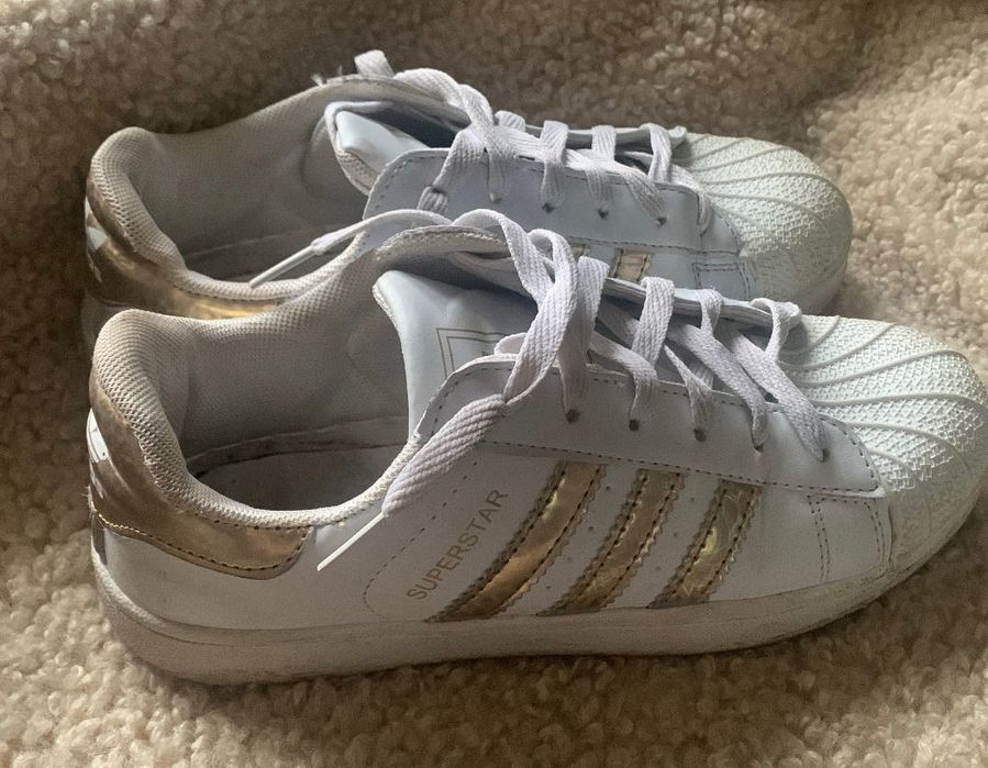 Кросівки Adidas білі