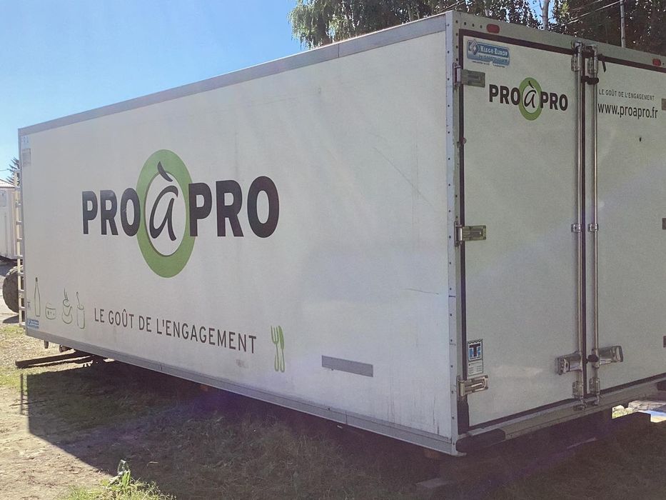 Kontenerchłodnia  Mercedes inne stan dobry