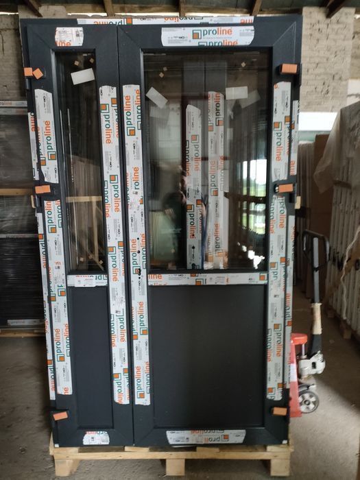Drzwi pcv do biura sklepu magazynu tarasu 900/2100