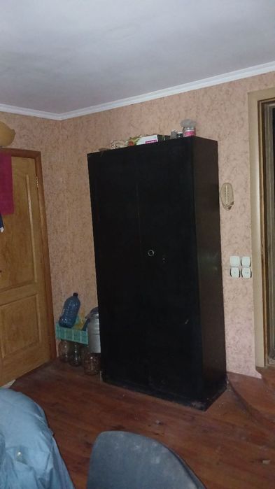 Сейф металевий великий