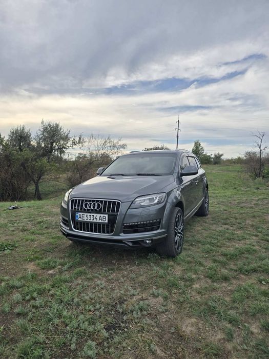 Продам  Audi Q7 у відмінному стані