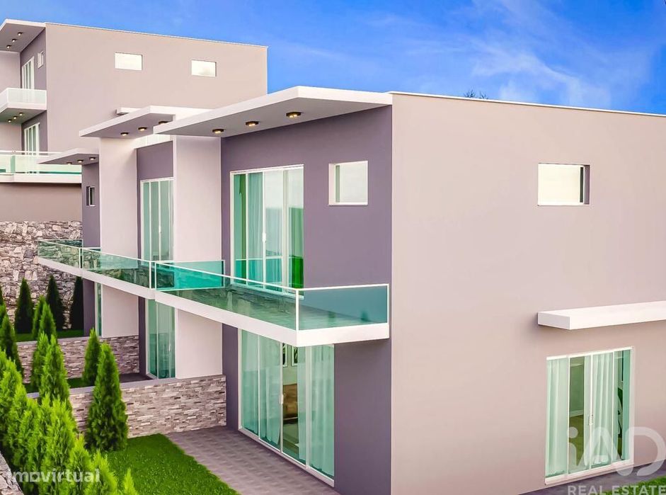 Casa / Villa T3 em Caniço de 185,00 m2