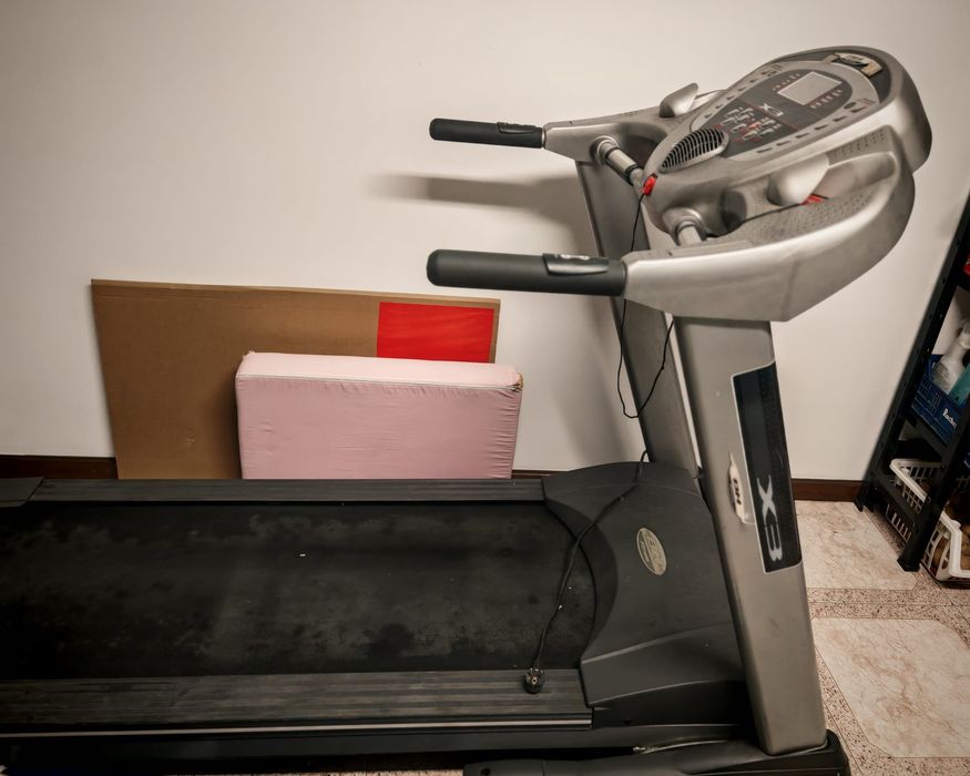 Passadeira elétrica BH fitness X3 Bom Estado