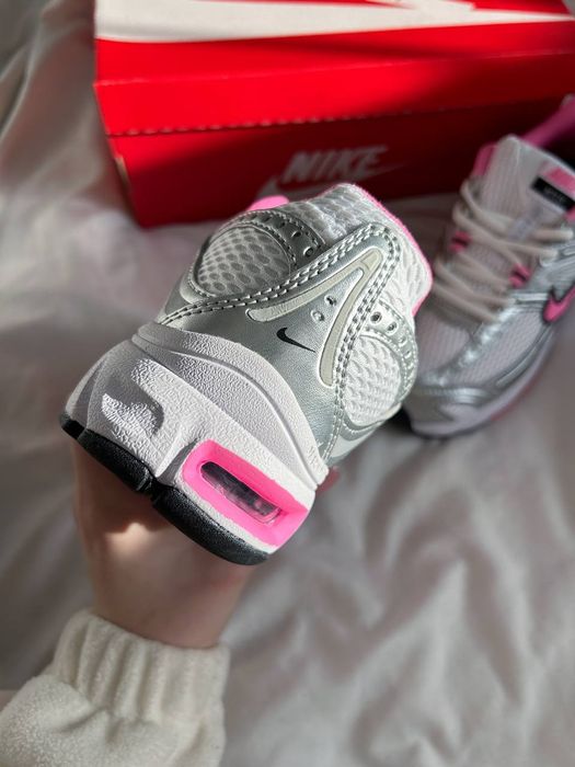 Жіночі Nike Air Max Moto 2K