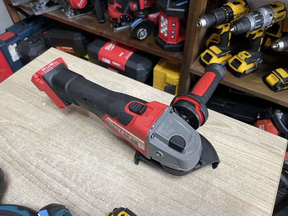 Milwaukee M18 FSAG125X / безщіткова болгарка Мілвокі 125мм