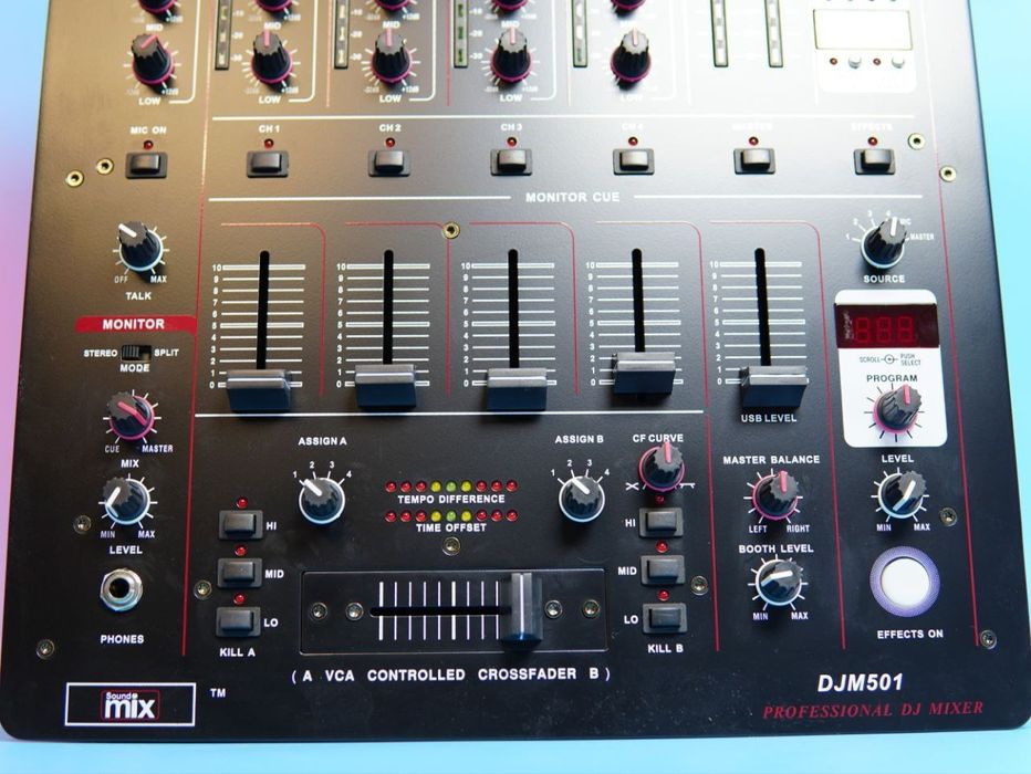 Професійний 5-канальний DJ-мікшер Soundmix DJM501 з USB та цифровими е