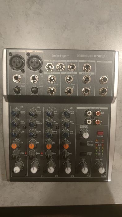 Mikser Behringer Xenyx 802S