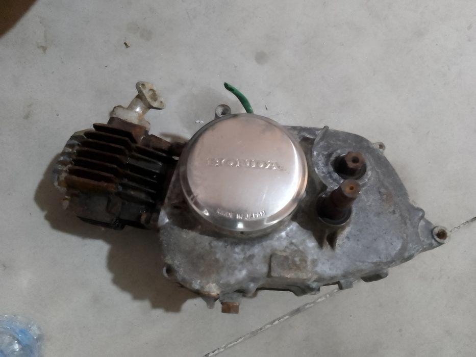 Motor moto marca Onda.