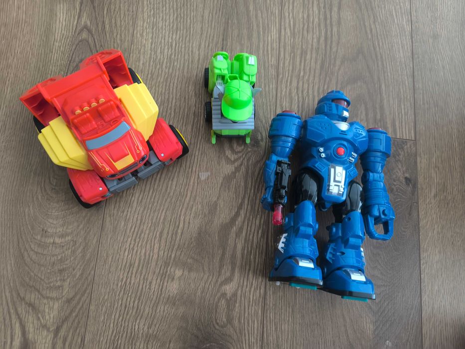 Roboty zabawkowe