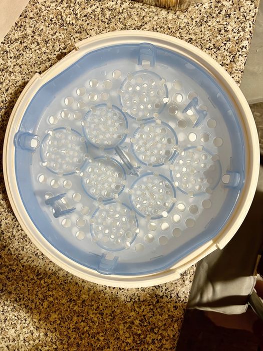 Стерилізатор для пляшок та сосок